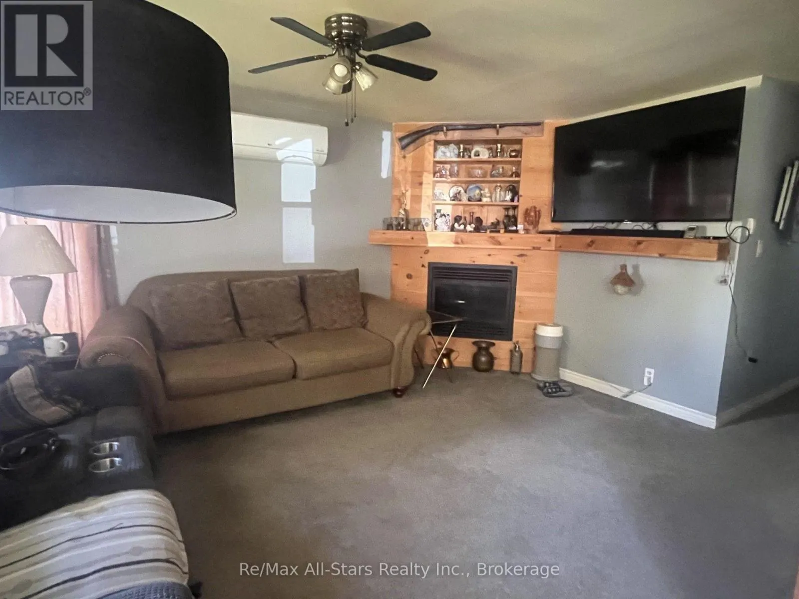 2 ALEXANDER AVENUE