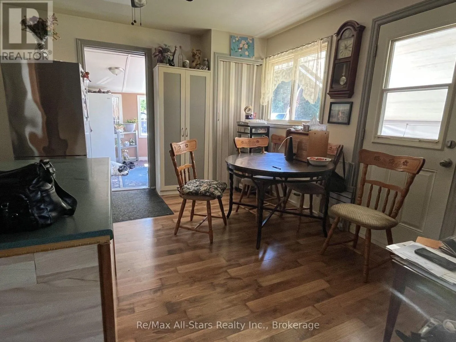 2 ALEXANDER AVENUE