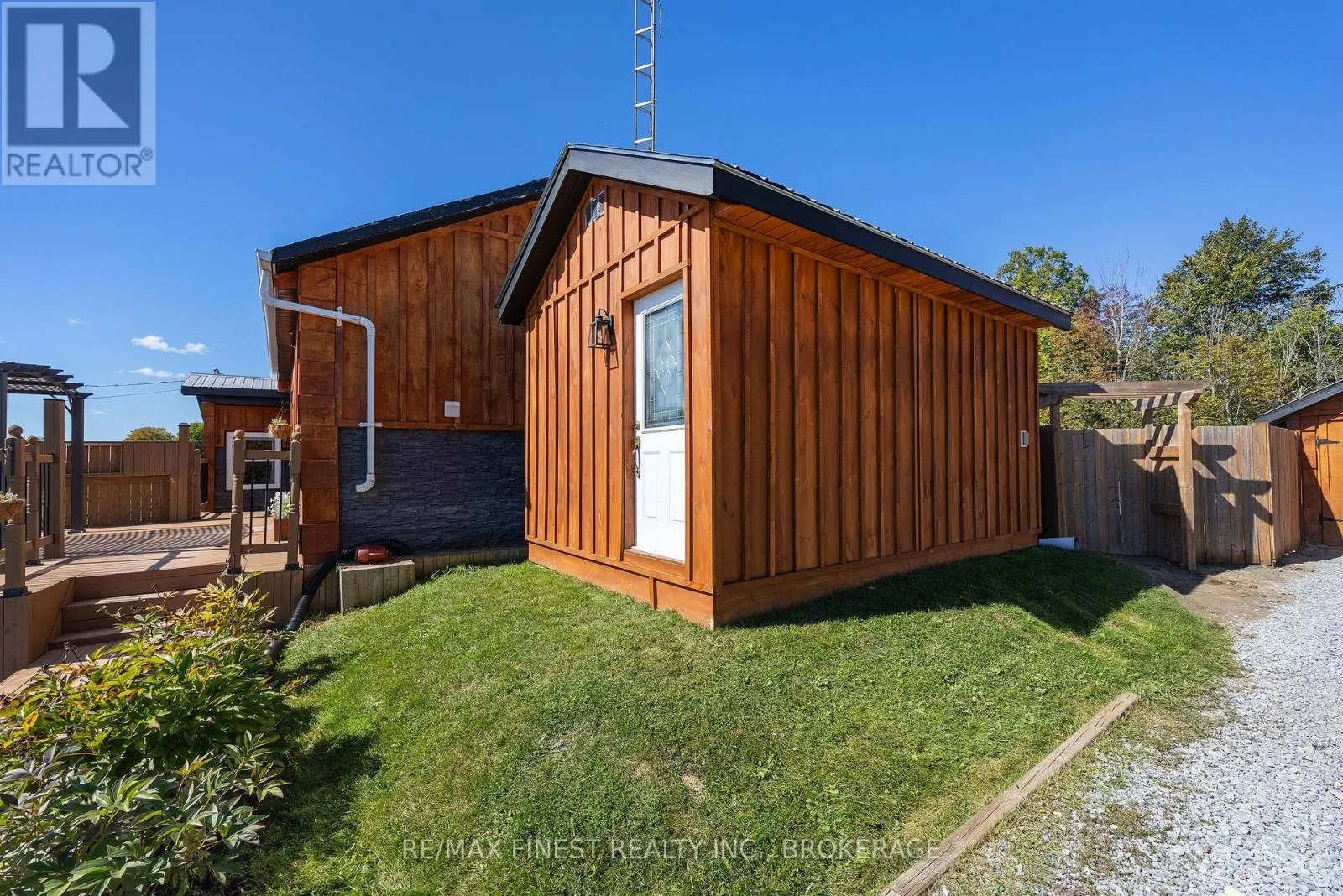 571 CENTREVILLE ROAD