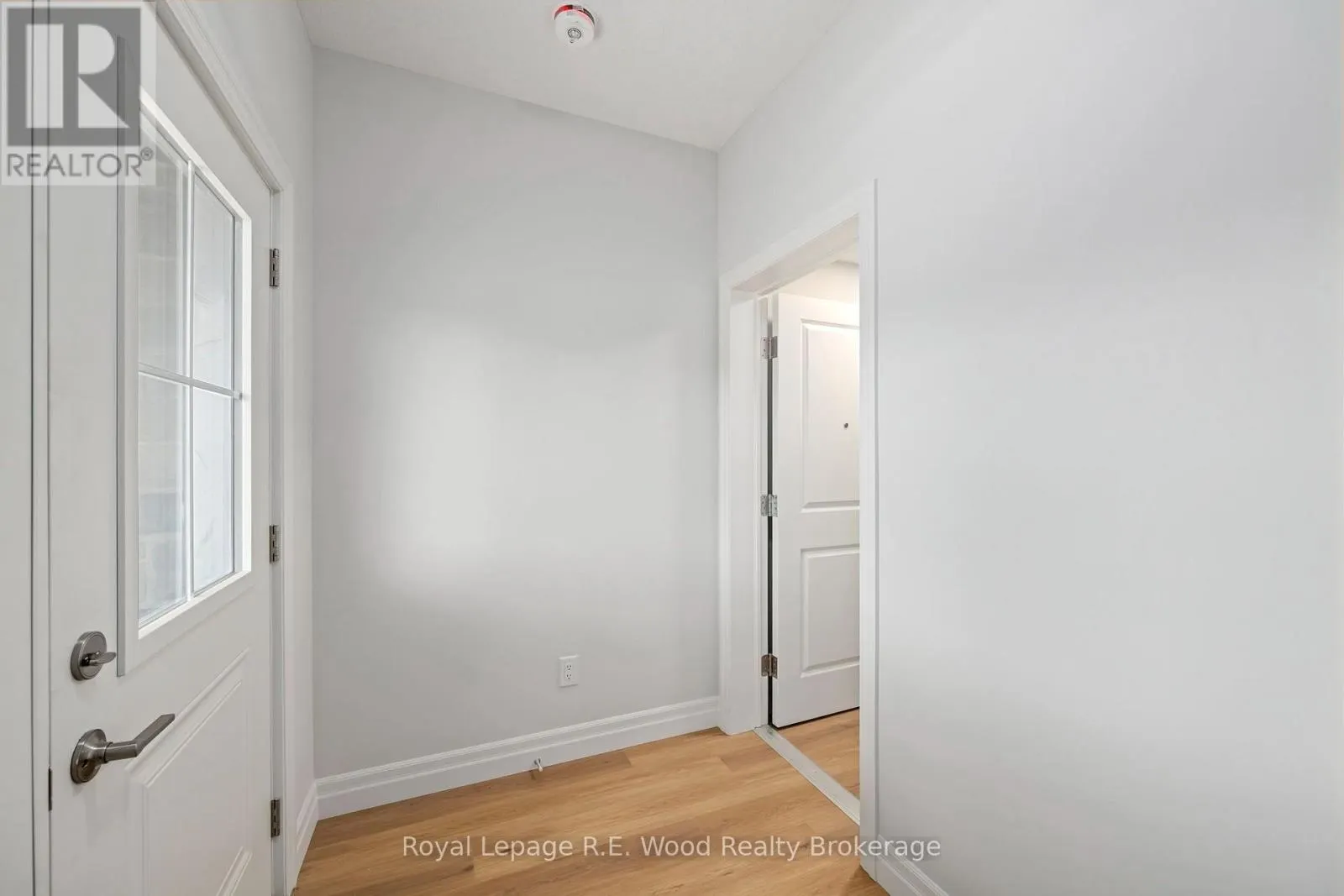 3 HOYLAKE ROAD