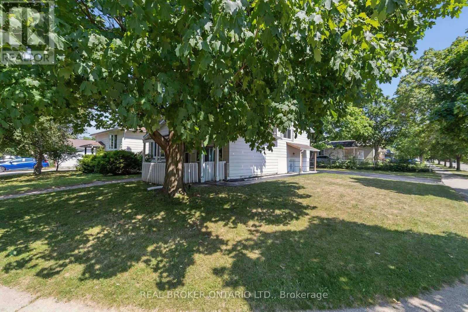 74 HELENE CRESCENT