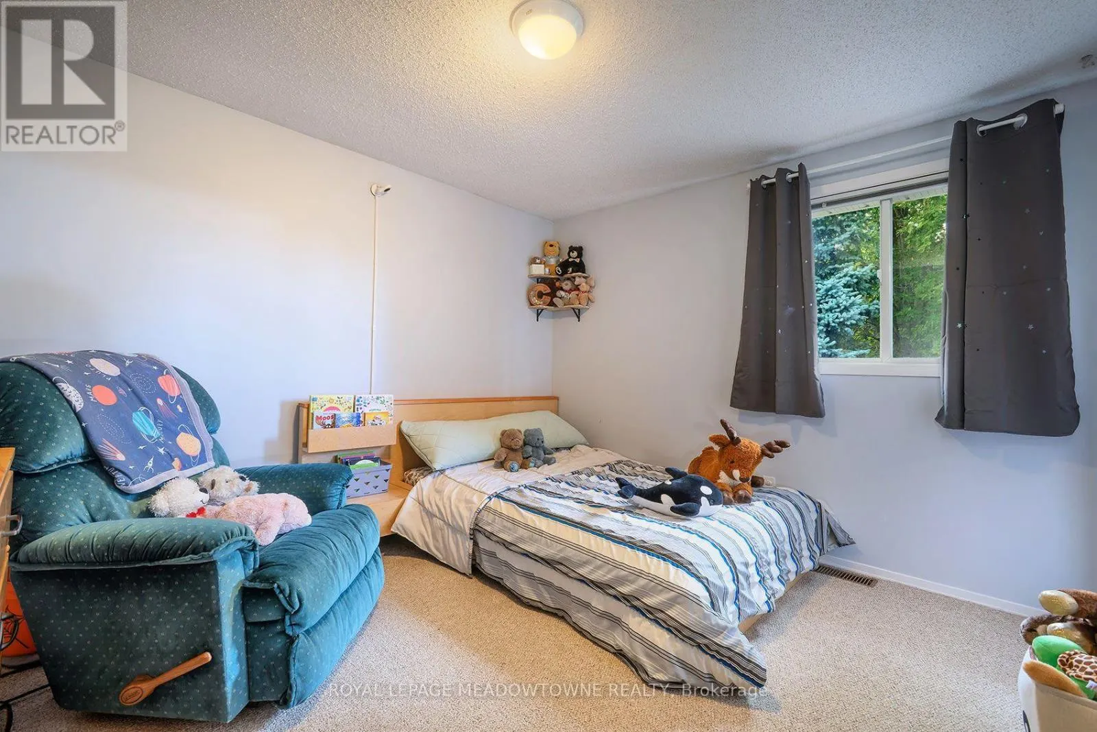 209 ELMIRA ROAD S