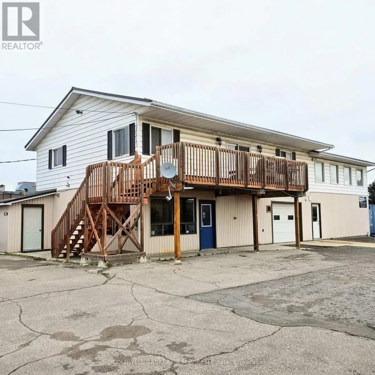 2 - 1024 DIVISION STREET #2