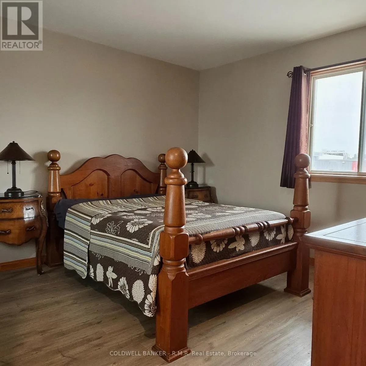 2 - 1024 DIVISION STREET #2