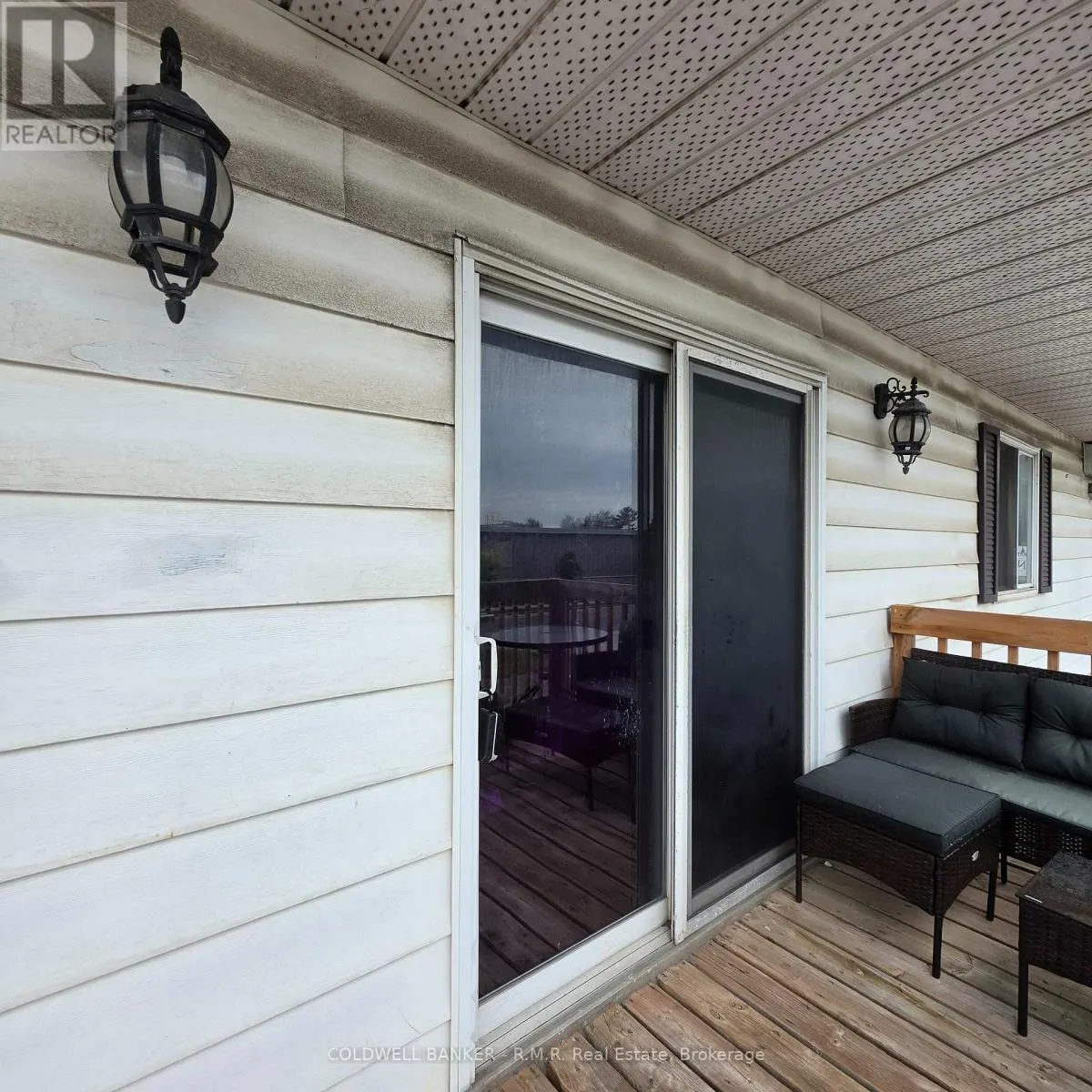 2 - 1024 DIVISION STREET #2