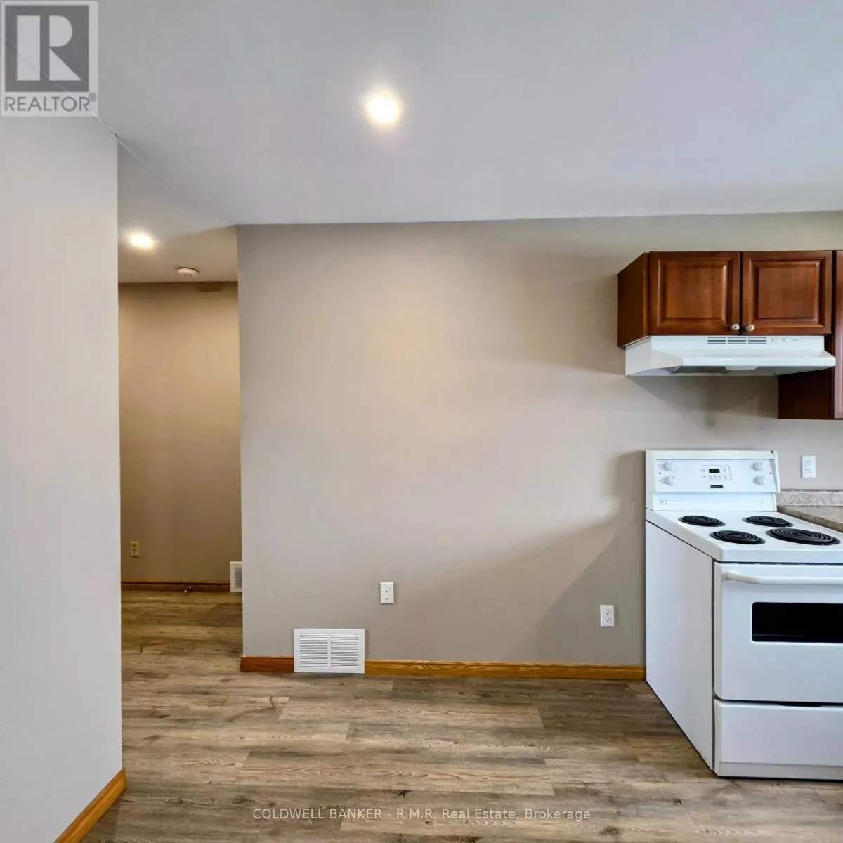 2 - 1024 DIVISION STREET #2