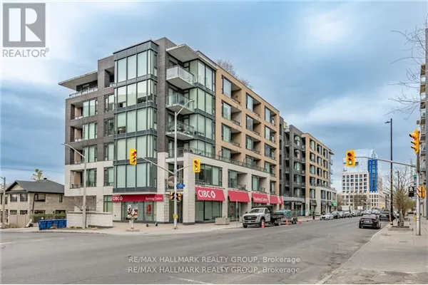 319 - 101 RICHMOND ROAD