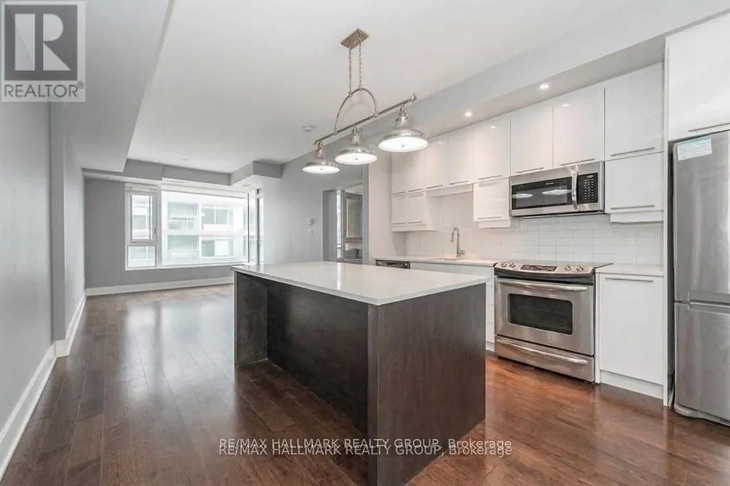 319 - 101 RICHMOND ROAD