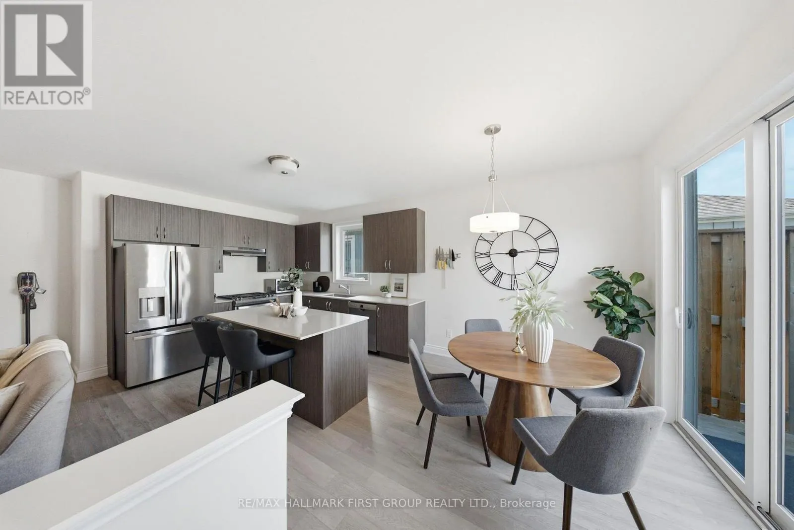 124 - 80 MARSH AVENUE