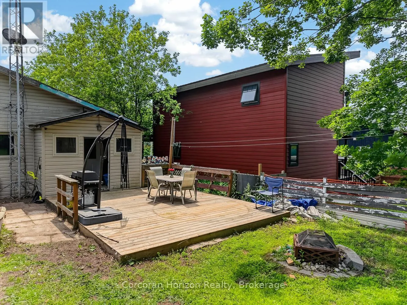 20 PARRY SOUND ROAD