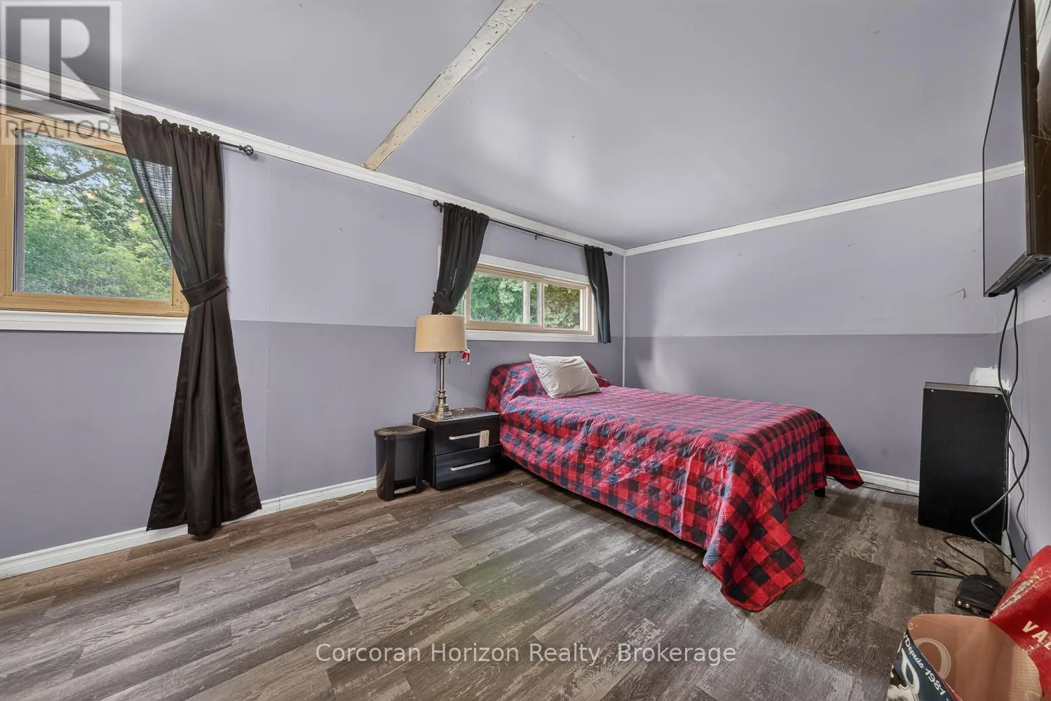 20 PARRY SOUND ROAD