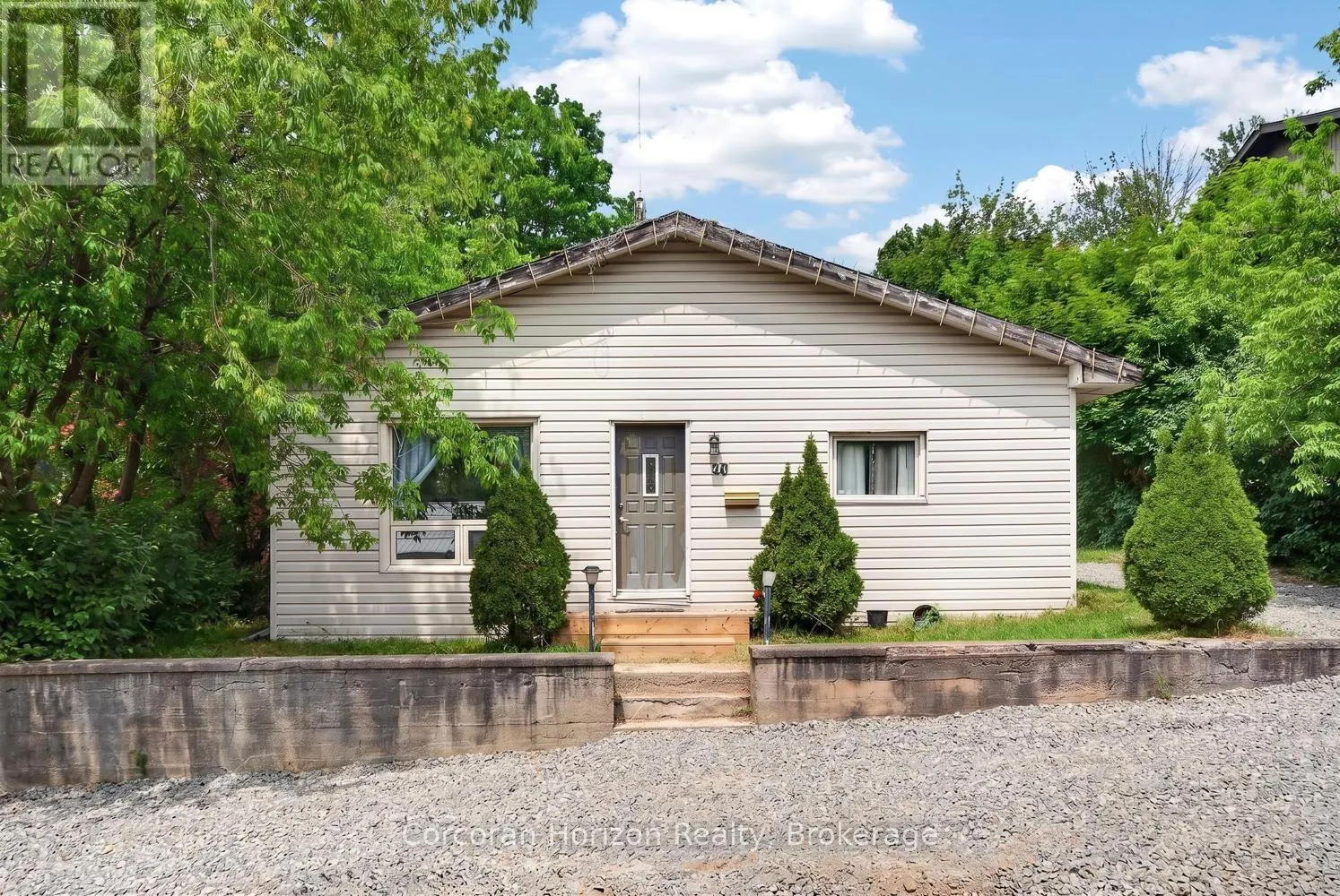 20 PARRY SOUND ROAD