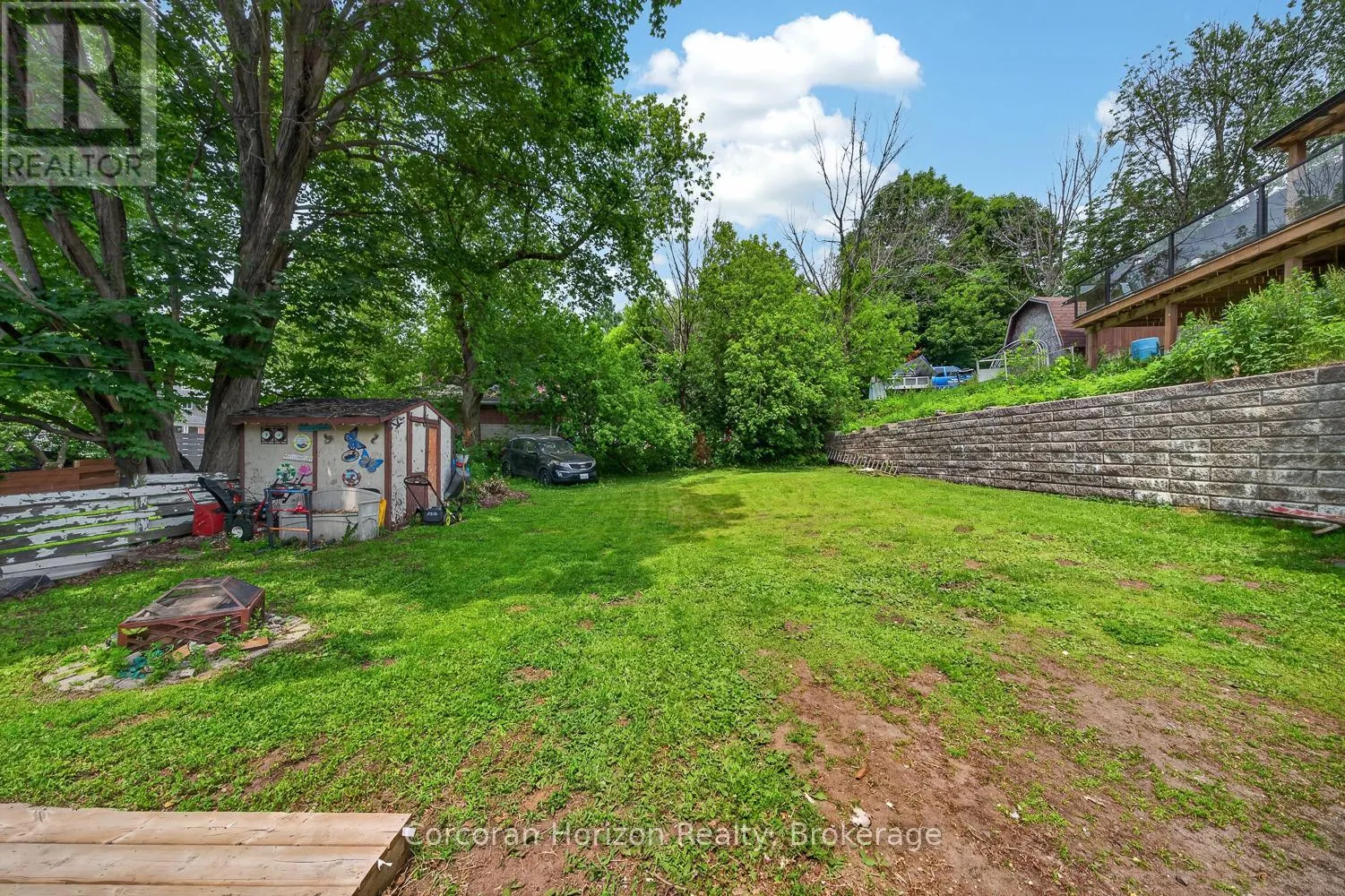 20 PARRY SOUND ROAD