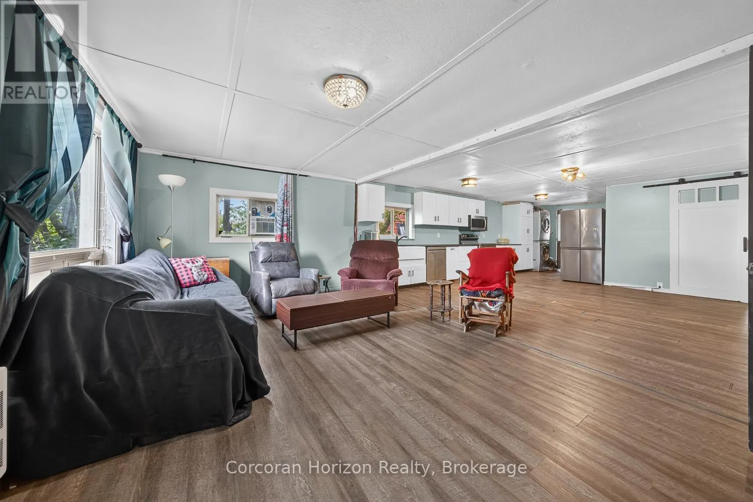 20 PARRY SOUND ROAD