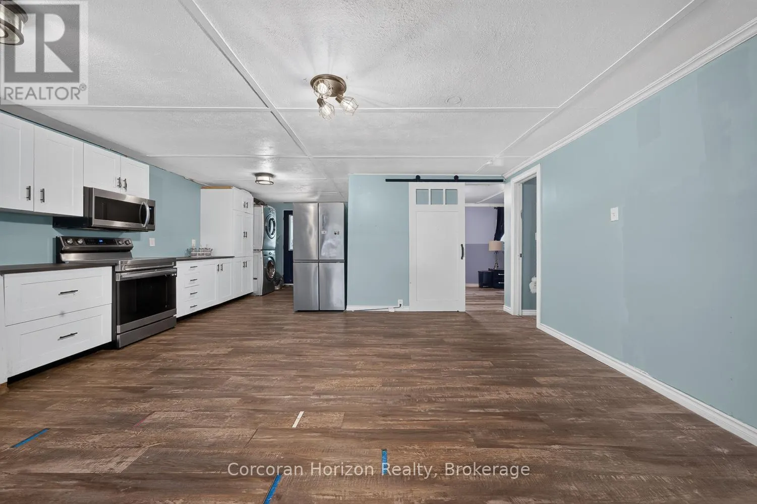 20 PARRY SOUND ROAD