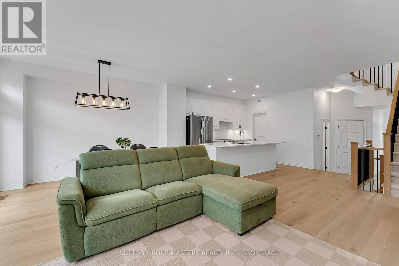 1283 DELANCEY DRIVE