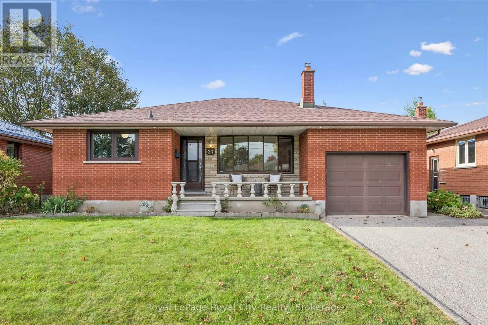27 PALERMO CRESCENT