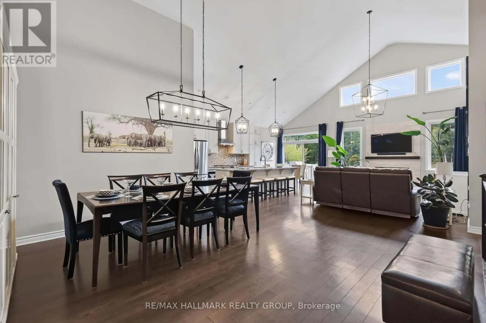 206 PIONEER ROAD