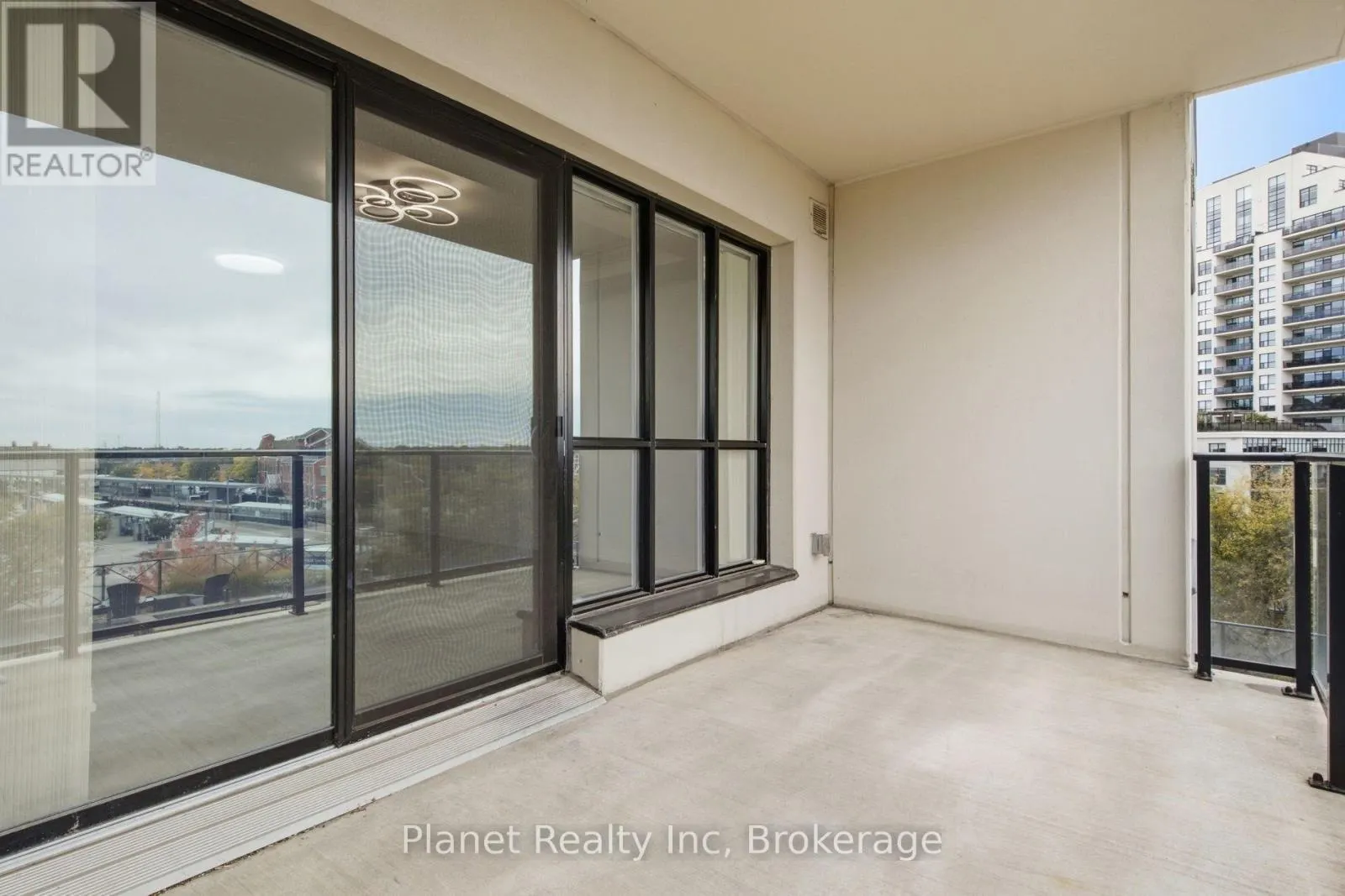 508 - 160 MACDONELL STREET #508