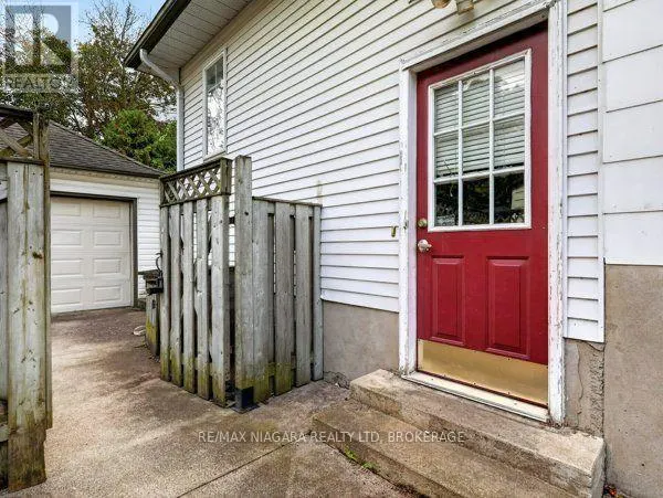 4758 RYERSON CRESCENT