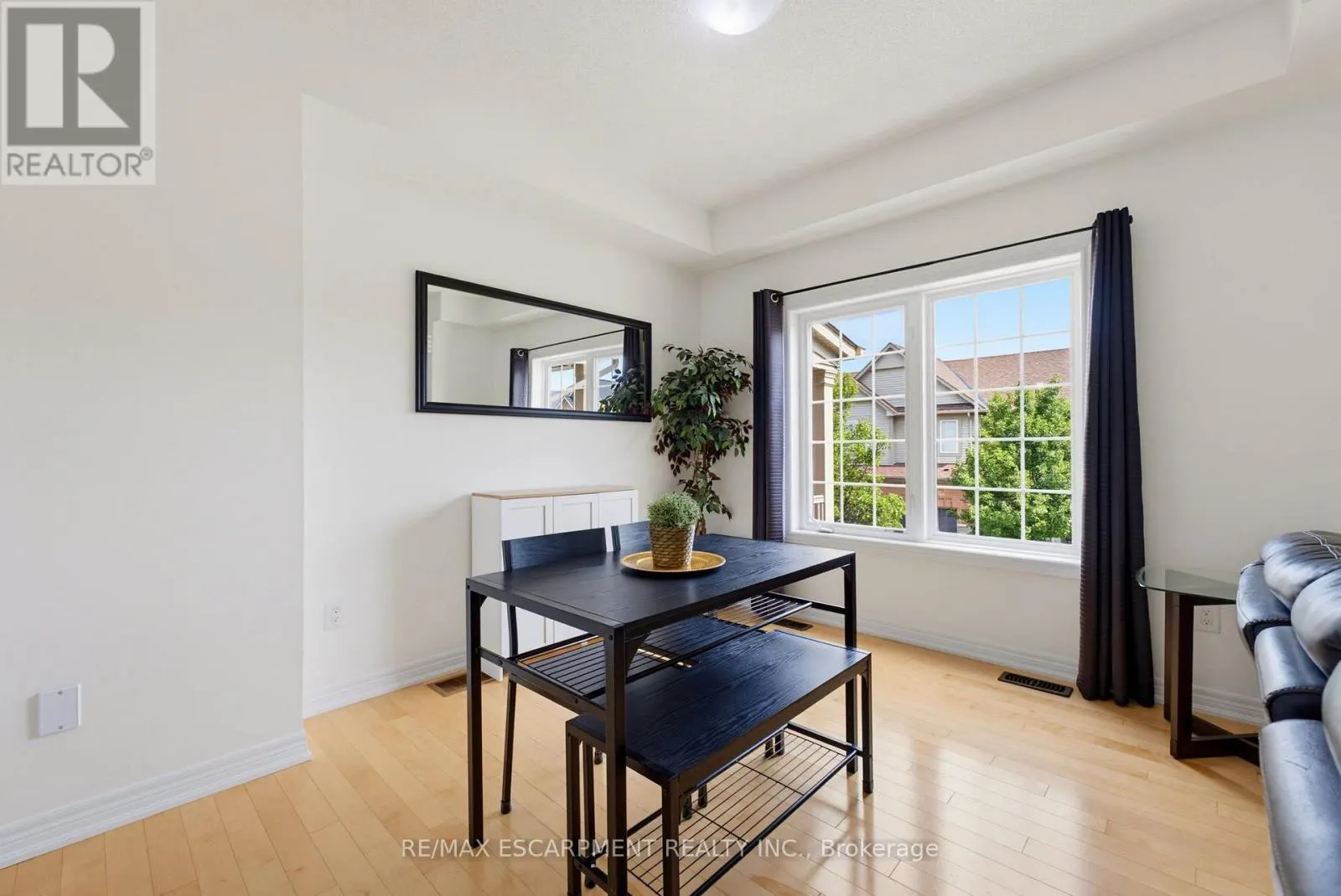 50 - 541 WINSTON ROAD