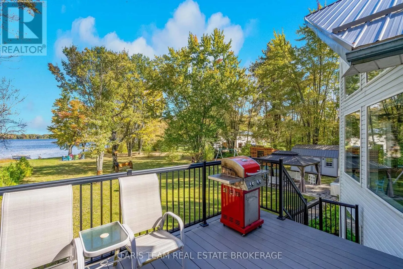 6 SPRING LANE