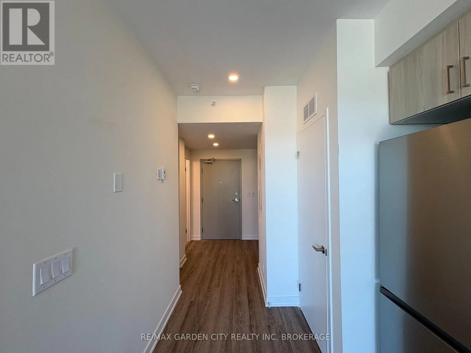 326 - 350 PRINCE CHARLES DRIVE #326