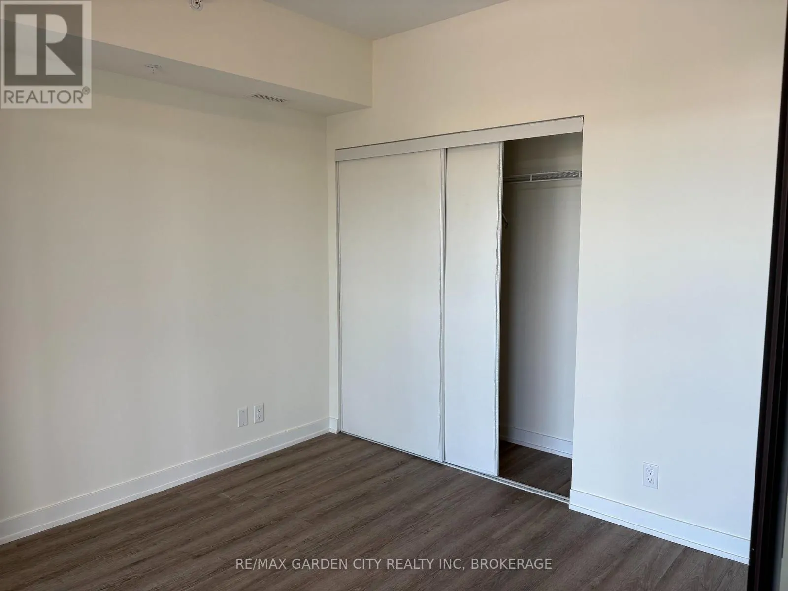 326 - 350 PRINCE CHARLES DRIVE #326