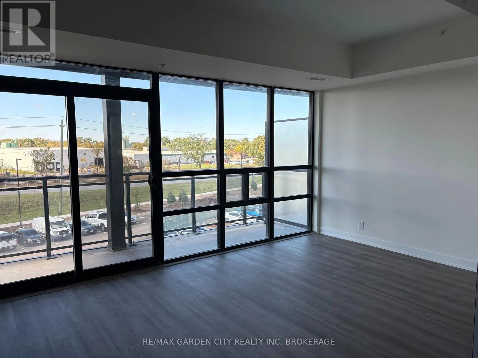 326 - 350 PRINCE CHARLES DRIVE #326