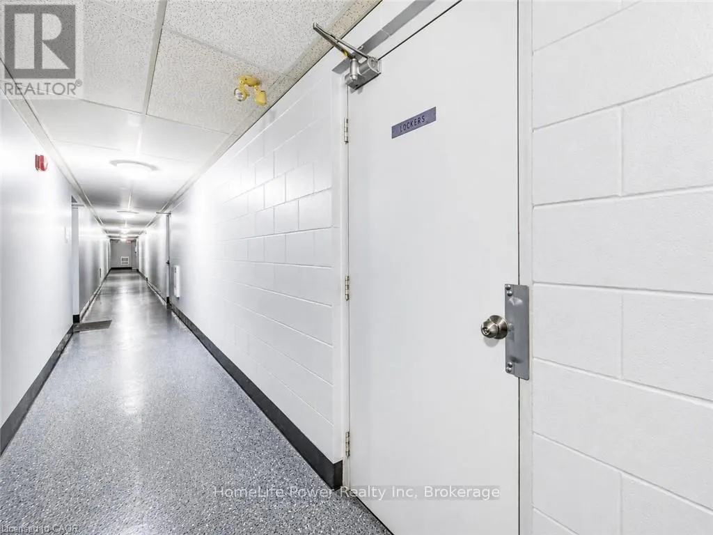 303 - 4 AVALON PLACE #303