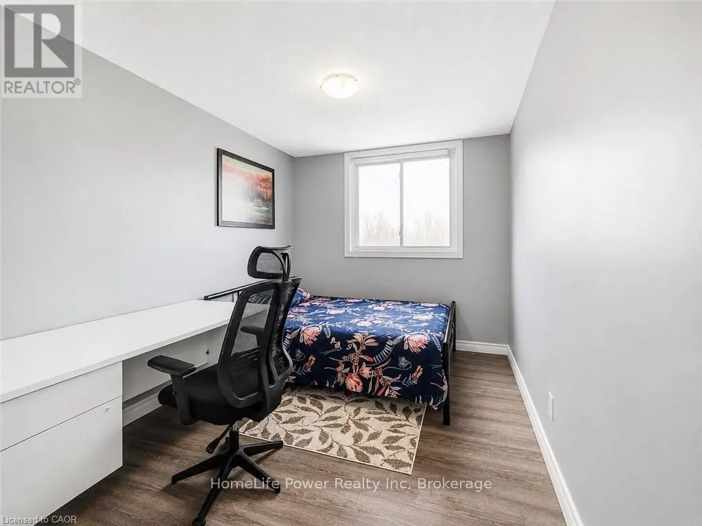 303 - 4 AVALON PLACE #303