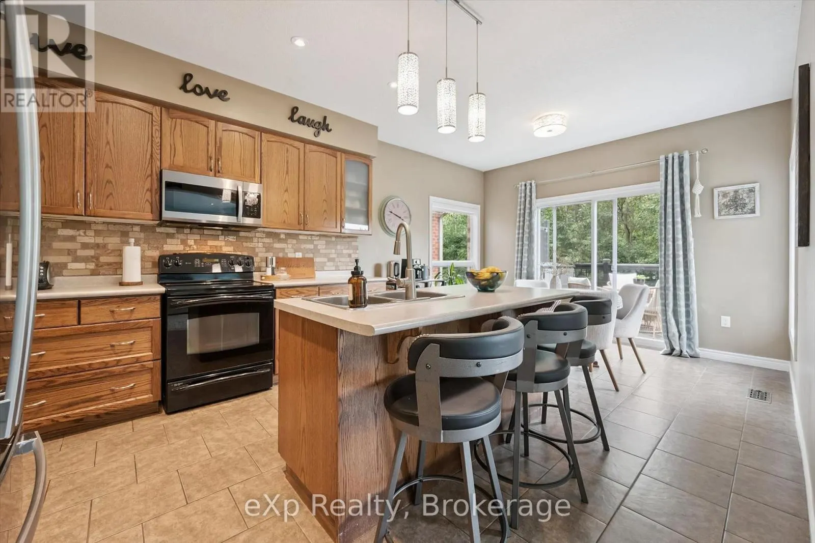 41 WESTRA DRIVE