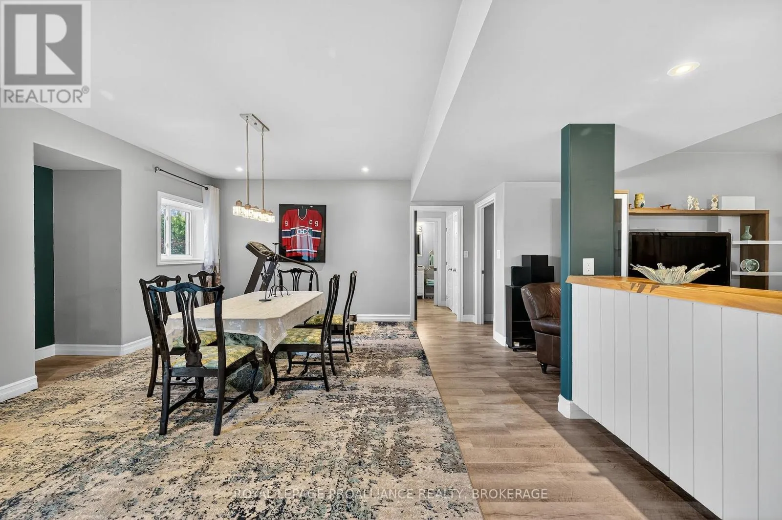 303 ESCOTT ROCKPORT ROAD