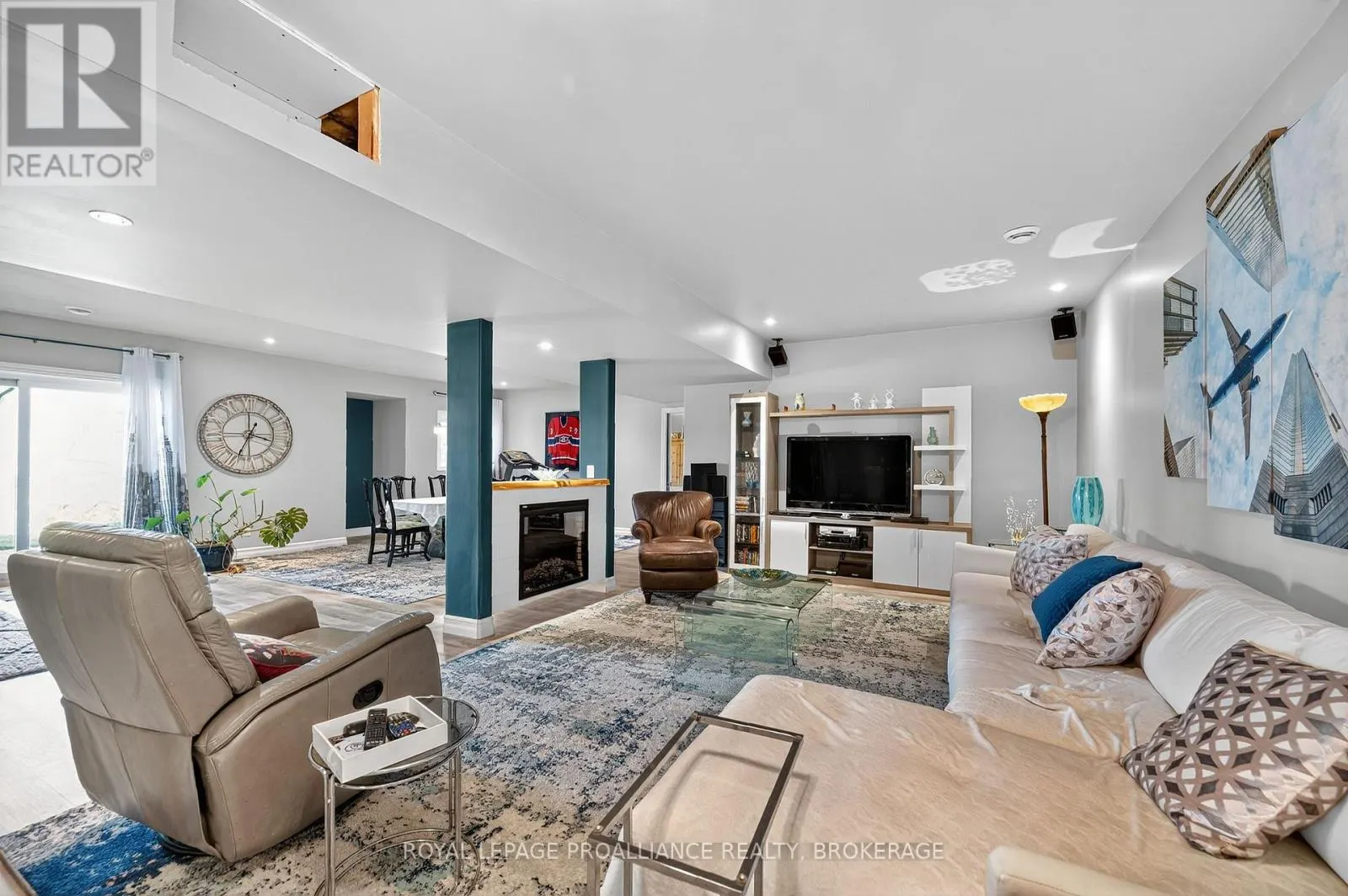 303 ESCOTT ROCKPORT ROAD