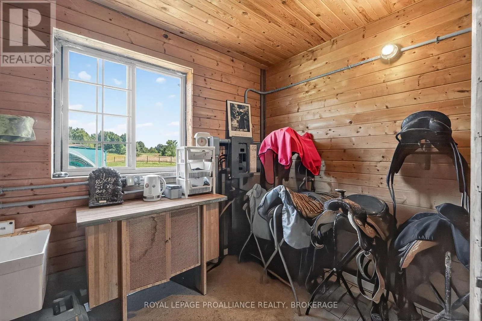 303 ESCOTT ROCKPORT ROAD