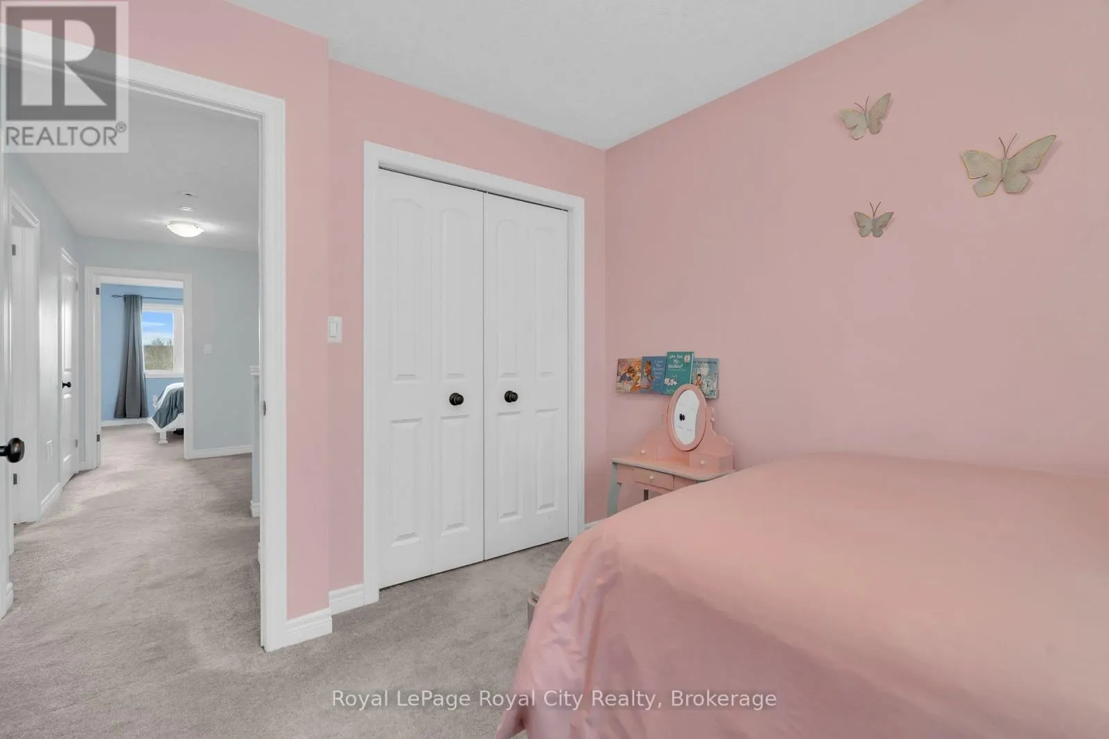 7 - 269 WATSON PARKWAY N #7
