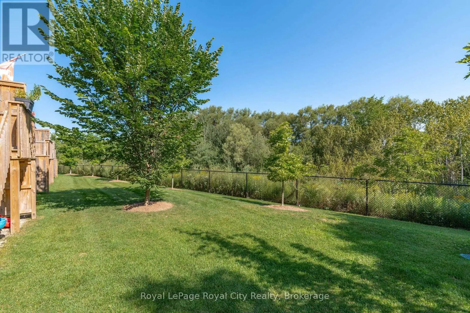 7 - 269 WATSON PARKWAY N #7