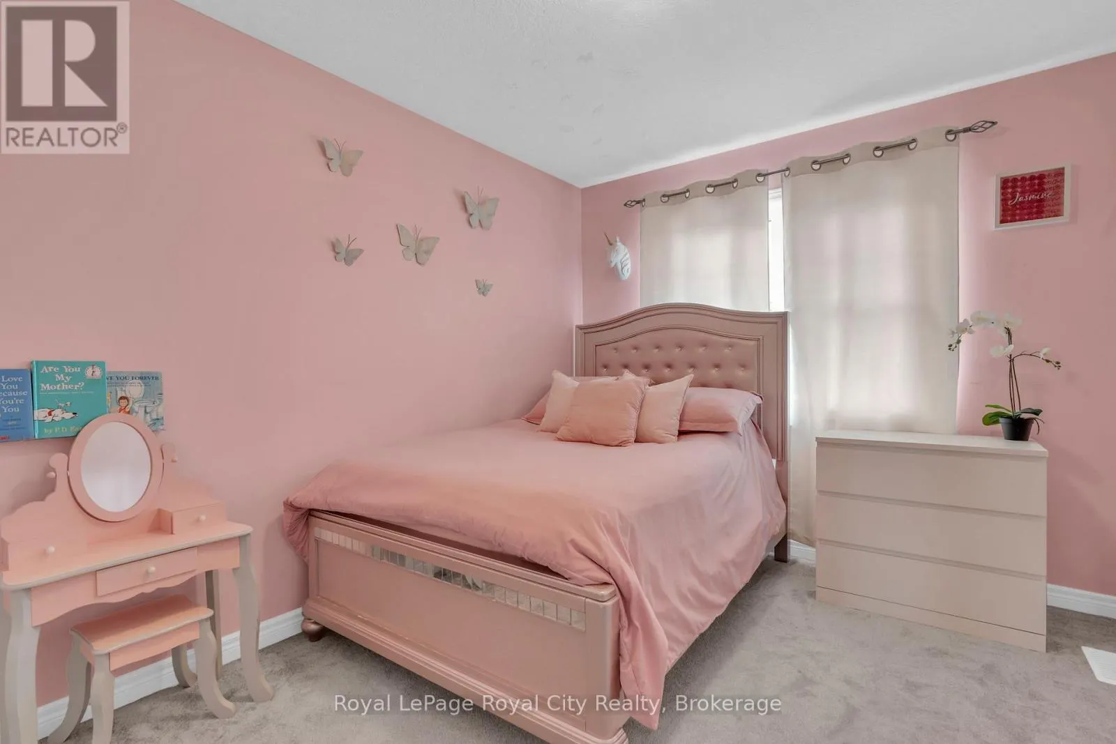 7 - 269 WATSON PARKWAY N #7