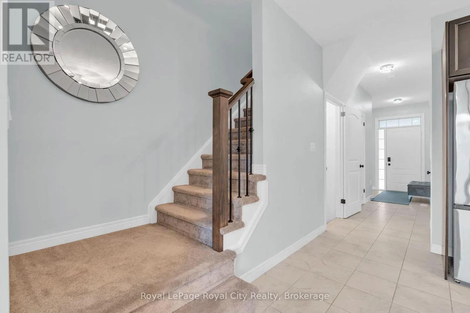 7 - 269 WATSON PARKWAY N #7