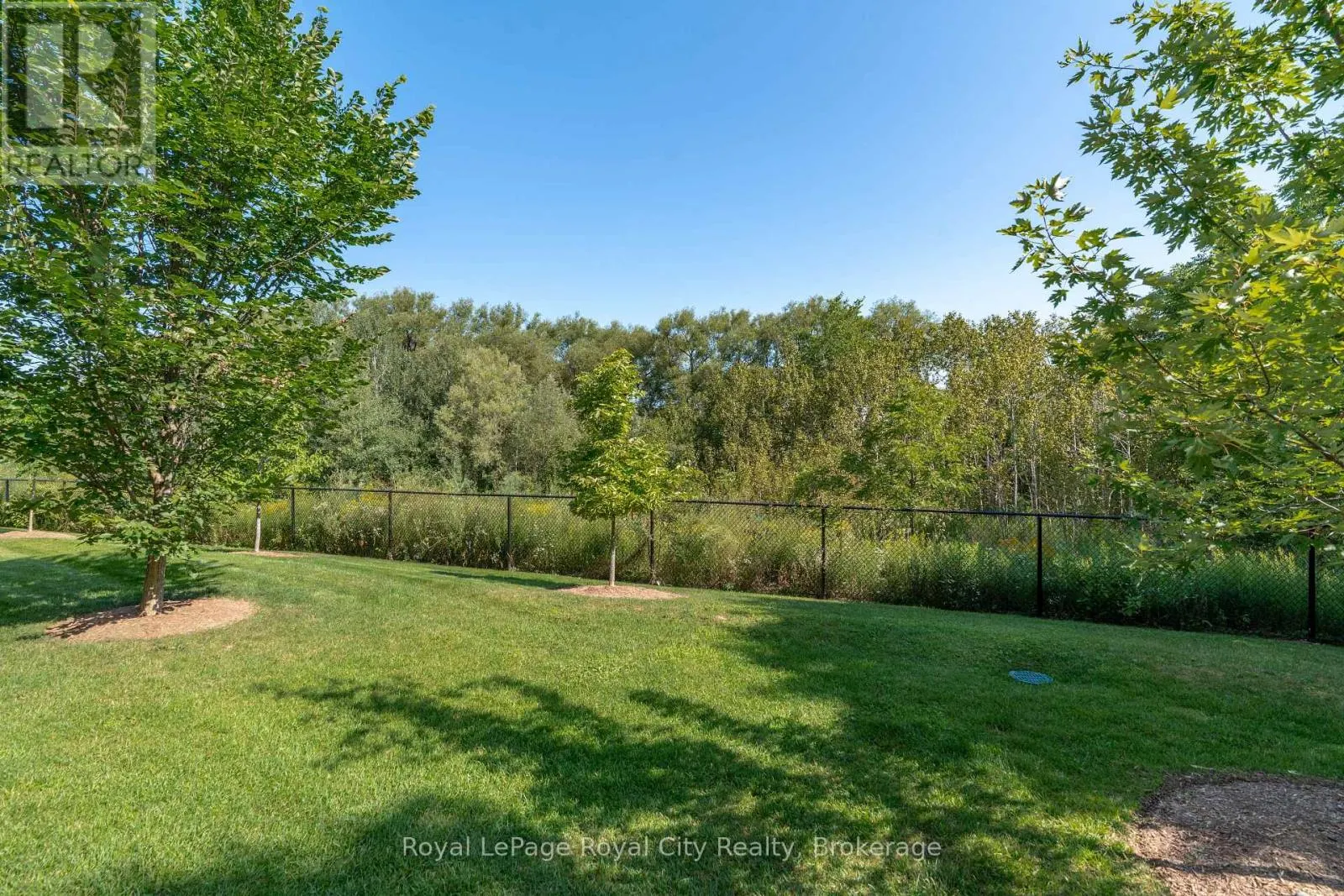 7 - 269 WATSON PARKWAY N #7