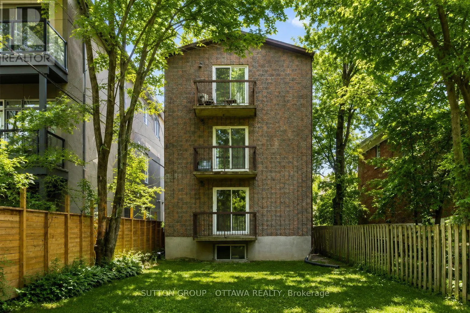 244 WESTHAVEN CRESCENT