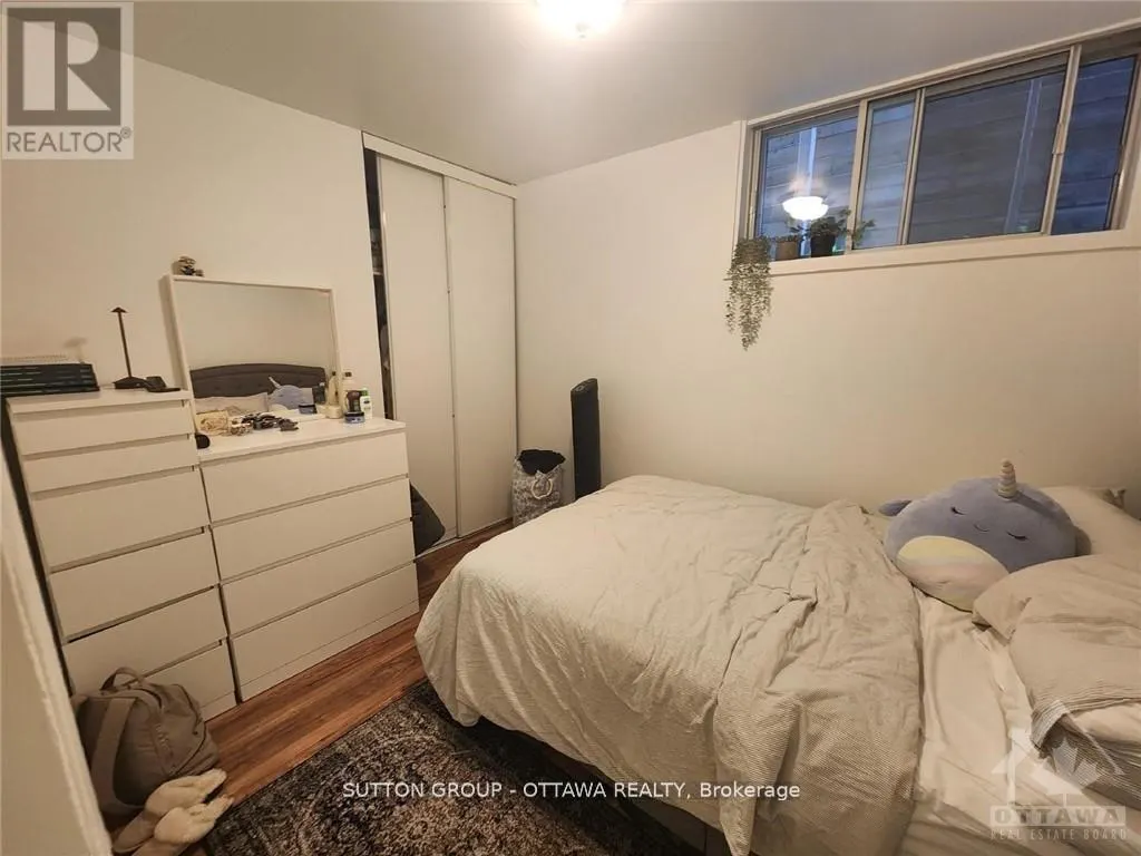 244 WESTHAVEN CRESCENT