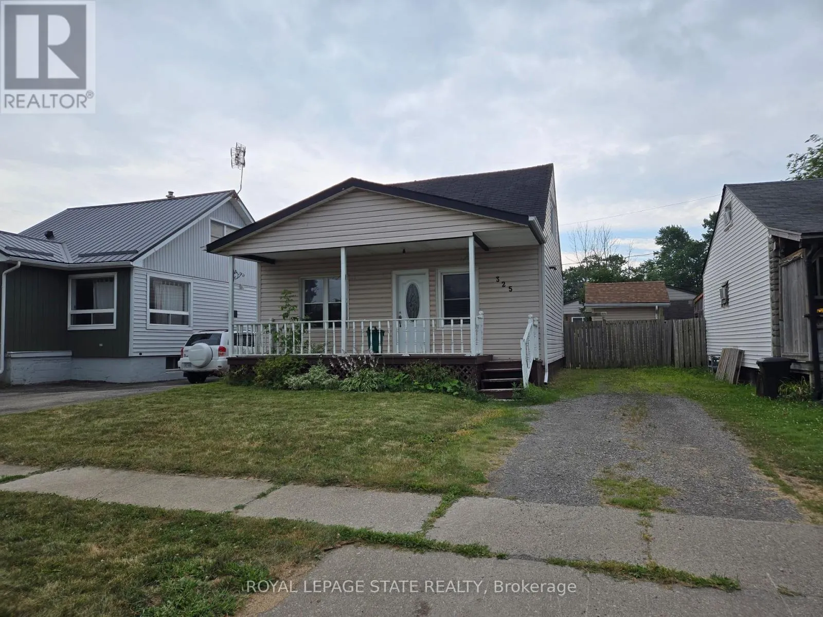 325 SIMPSON AVENUE
