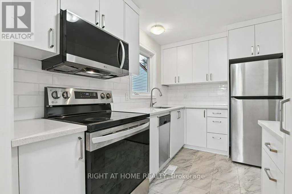 3 BENLARK ROAD