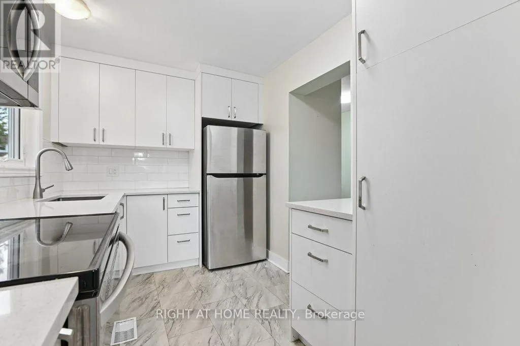 3 BENLARK ROAD