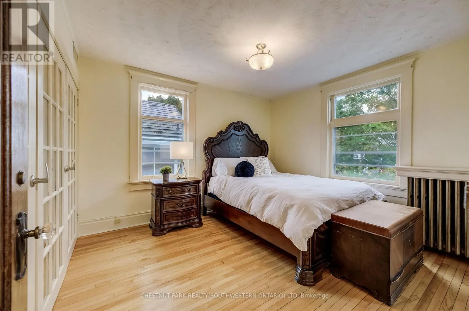 22 MAYNARD AVENUE