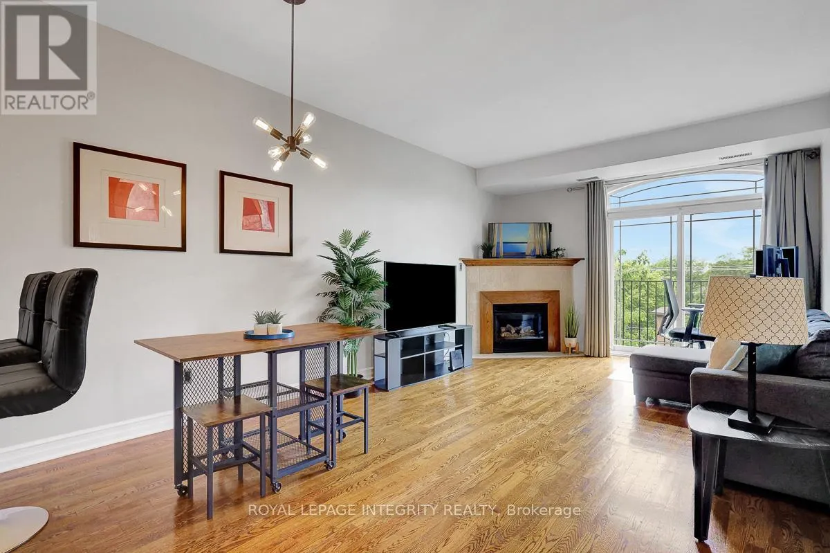 402 - 711 CHURCHILL AVENUE N