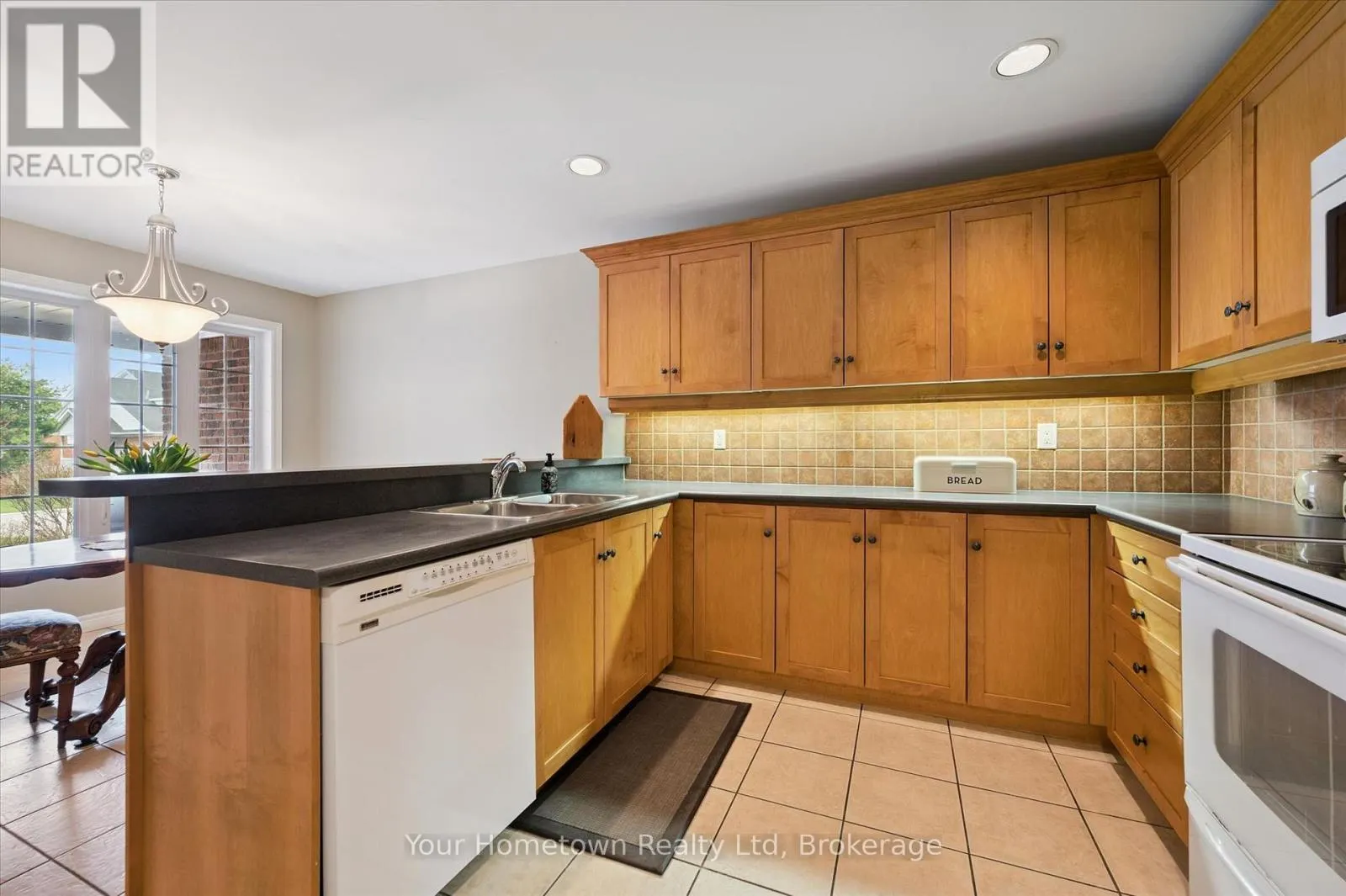 115 RIVERWALK PLACE