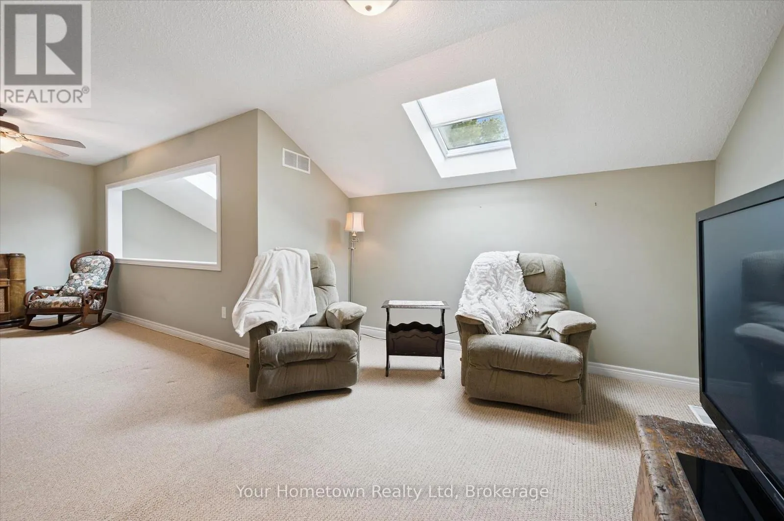 115 RIVERWALK PLACE