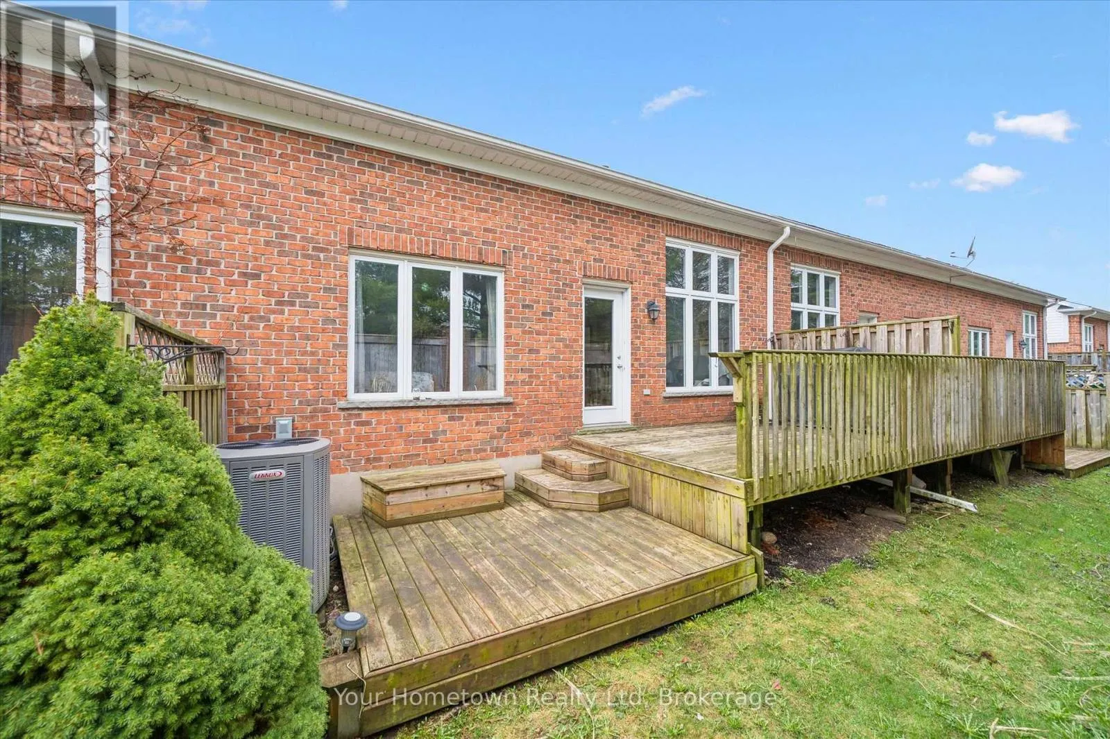 115 RIVERWALK PLACE